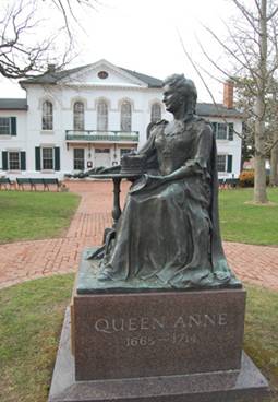 Statue of Queen Anne in Maryland